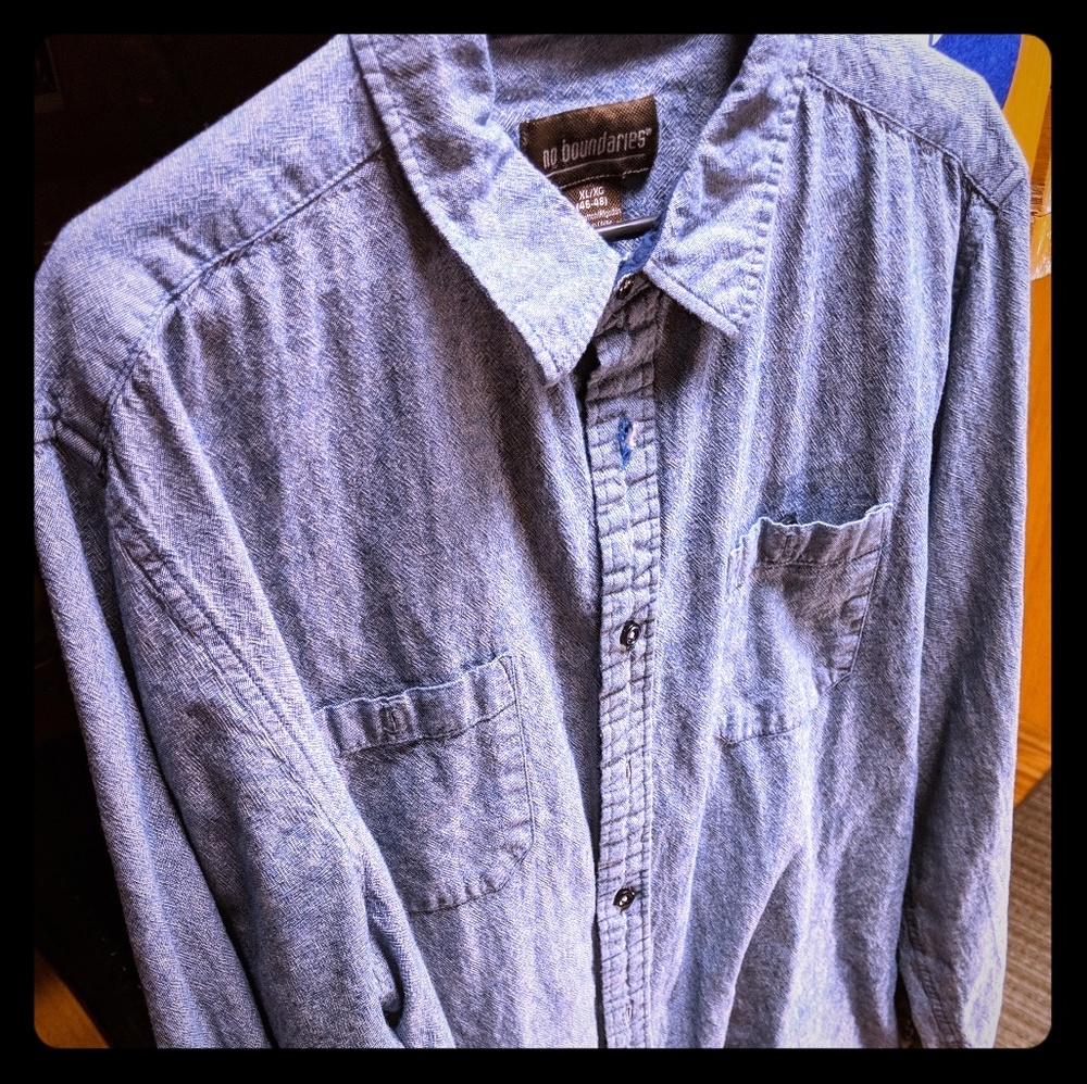 Men's long sleeve button down shirt